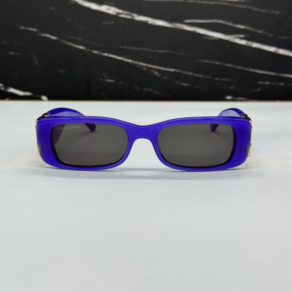 NEW BB0096S 004 BALENCIAGA PURPLE GREY SQUARE UNISEX BALENCIAGA SUNGLASSES - Picture 4 of 9